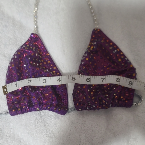 Competition Bikini - Picture 10 of 11